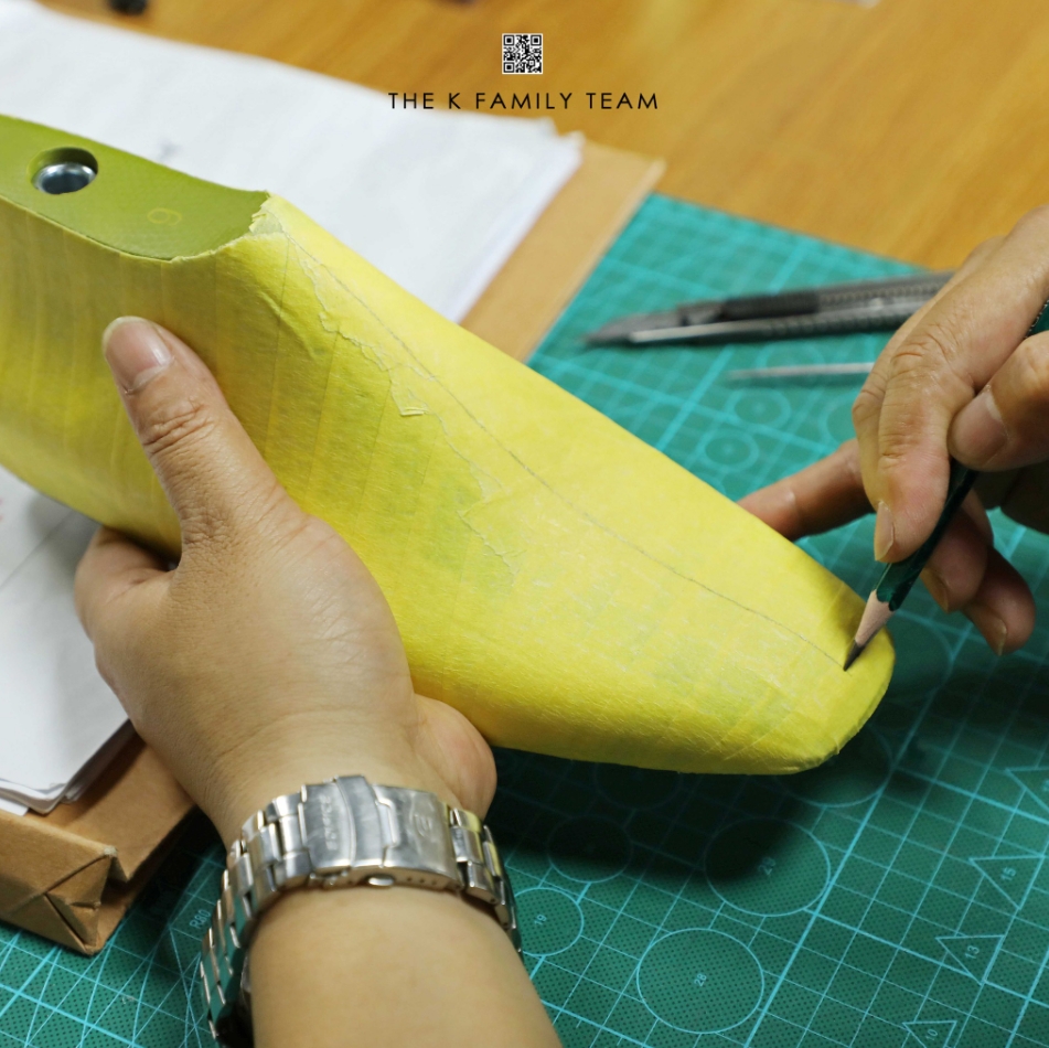Special Foot Shape Shoes Manufacturing Making Shoes Last Process - Special Foot Shape Shoes Manufacturing