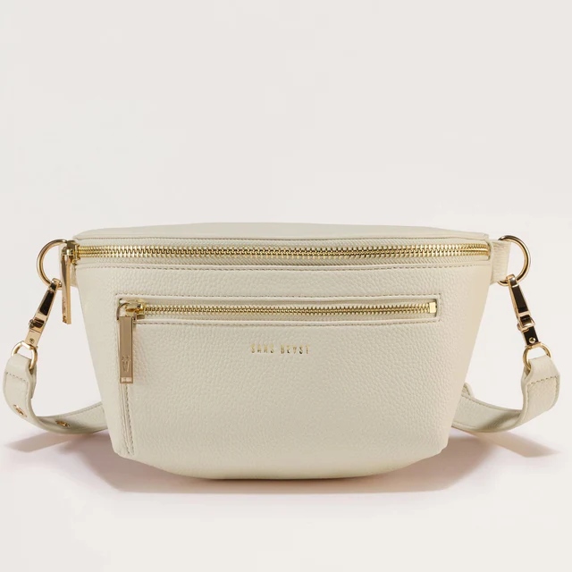Sans-Beast-vegan-handbag-made-with-recycled-materials Sans-Beast-vegan-handbag-made-with-recycled-materials