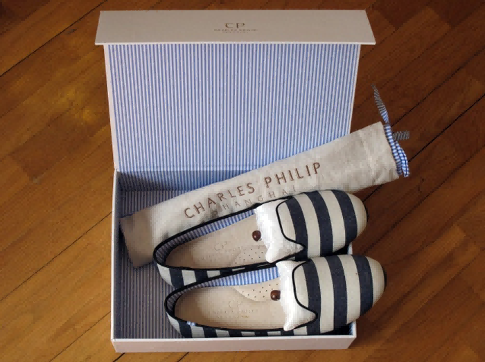 Luxury Shoe Boxes: 10 Design Ideas to Elevate Your Footwear Brand Striped Resort Style Shoe Box 1 - Luxury Shoe Boxes: 10 Design Ideas to Elevate Your Footwear Brand